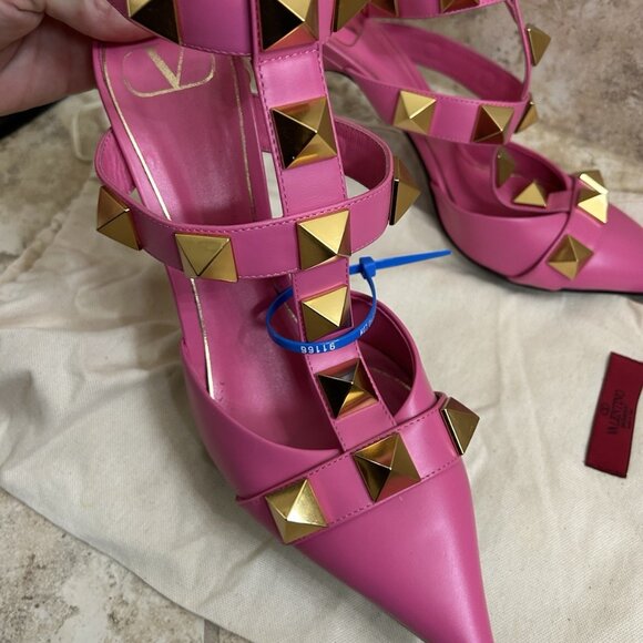 Valentino Pink Roman Stud Pumps Leather - Picture 4 of 16